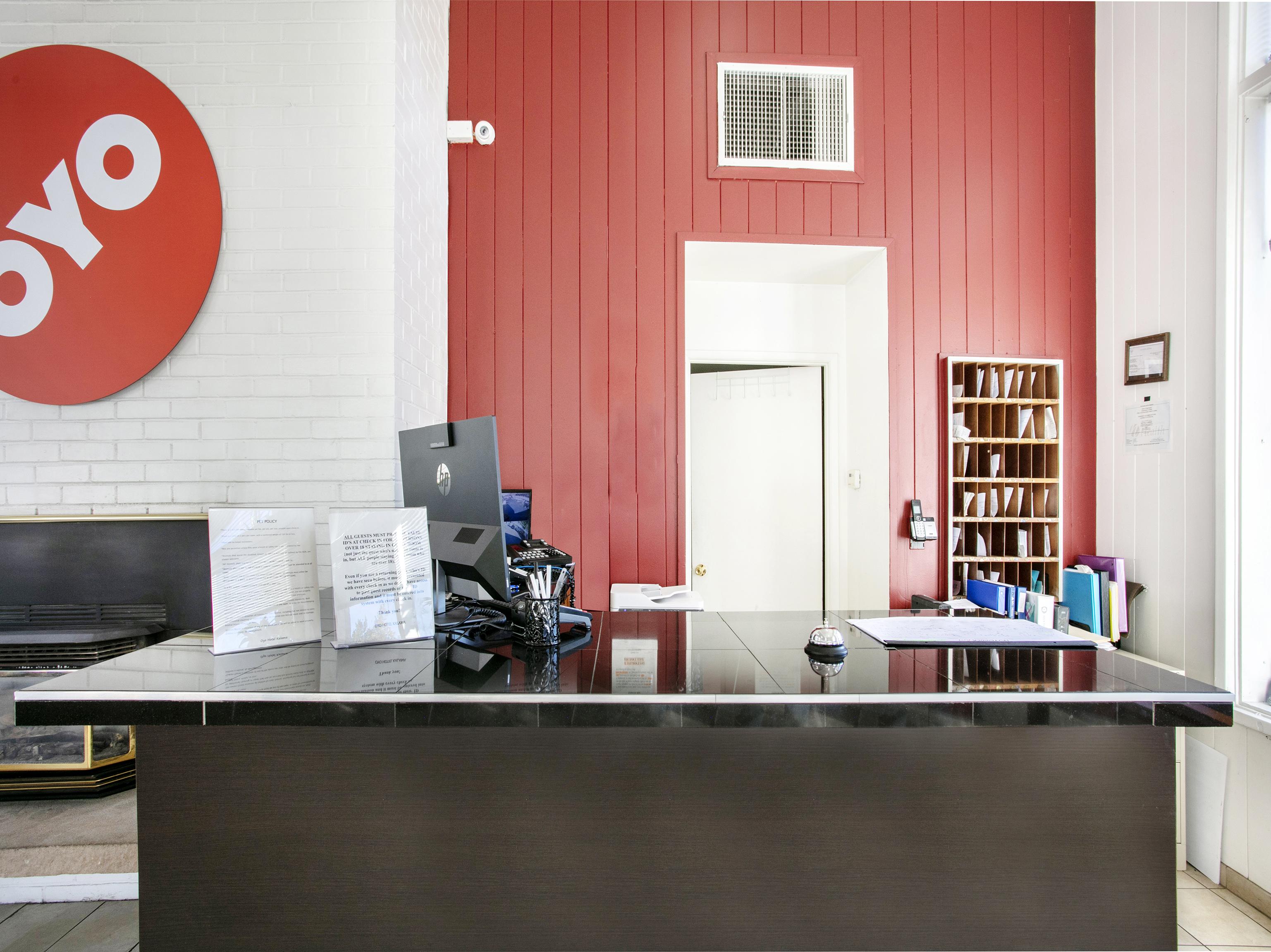 Oyo Hotel Kalama ภายนอก รูปภาพ